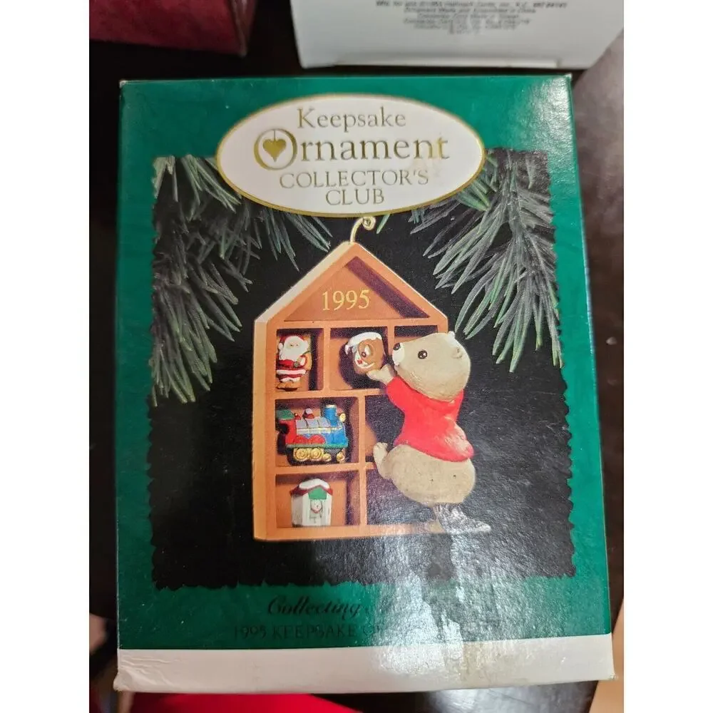 Hallmark Christmas Ornament Collectors Club 1995 Keepsake Collecting Memories